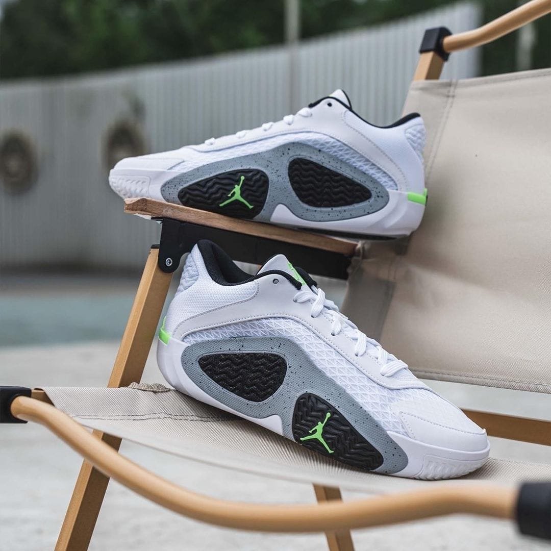 Buy First Copy Nike Jordan Jayson Tatum 2 Legacy White Neon Shoes Online India