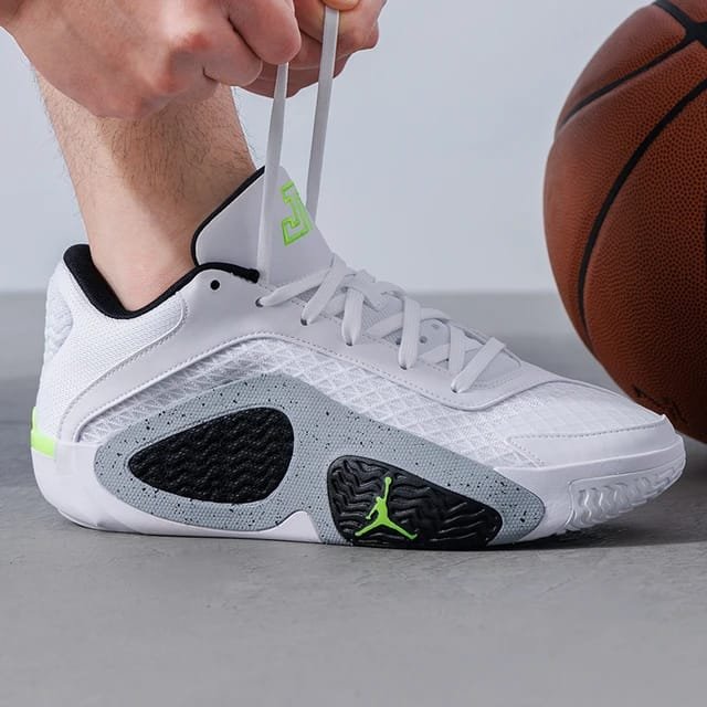 Nike Jordan Jayson Tatum 2 Legacy White Neon
