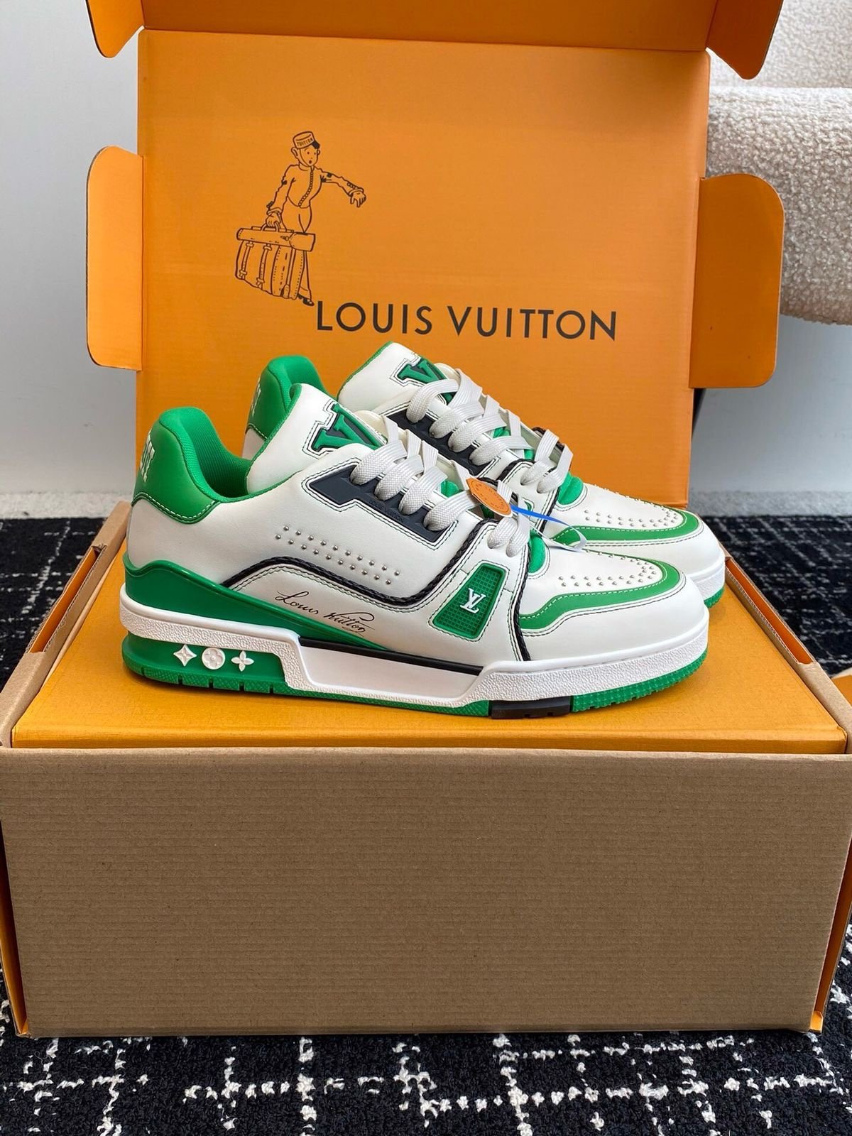 7A Quality Louis Vuitton Trainer Green 2025 - Image 4