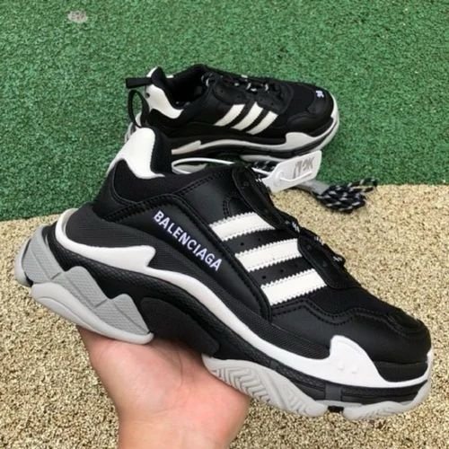 Replica Adidas X Balenciaga Triple Black - Image 6