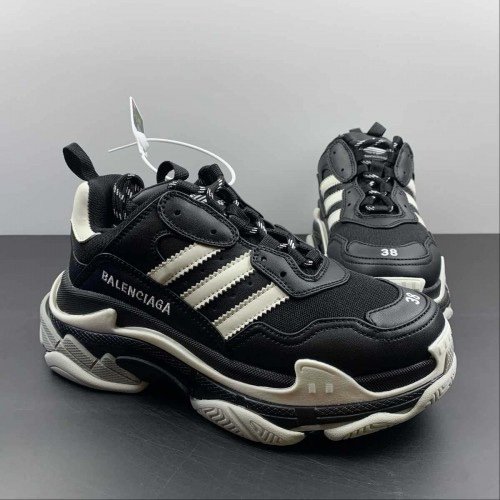 Replica Adidas X Balenciaga Triple Black - Image 4