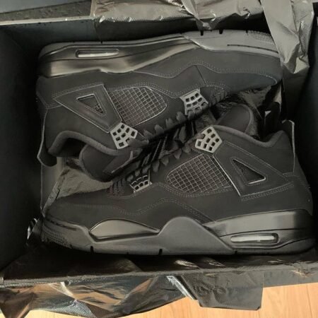 Nike Air Jordan Retro 4 black cat