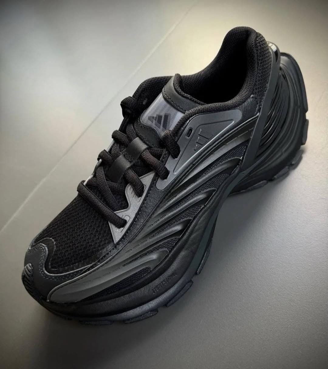 Adidas XLG Metawave Black - Image 3