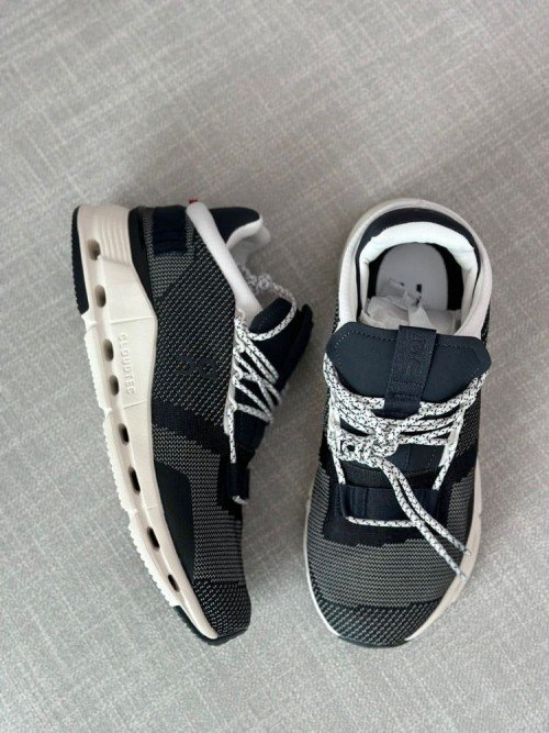 On Cloud Running Nova "Black White" - Image 2