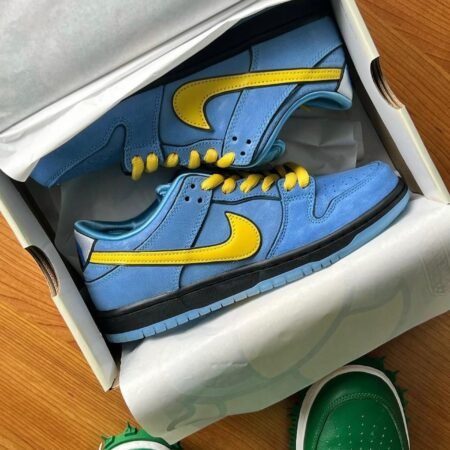 NIKE SB DUNK LOW THE POWER PUFF BUBBLES