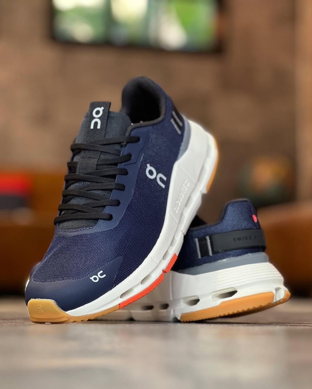 On Cloudnova Form 2 Midnight Ivory