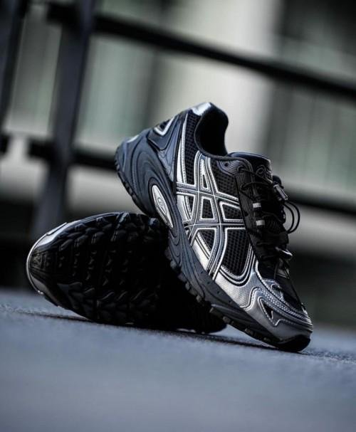 Asics gel kahana tr v4 black silver - Image 4