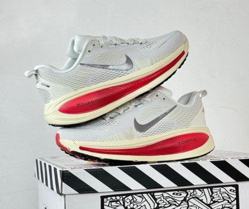 Nike Zoom Vomero 18 "Platinum Siren Red"