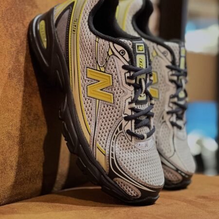 New Balance 740 Sea Salt Phantom Firefly