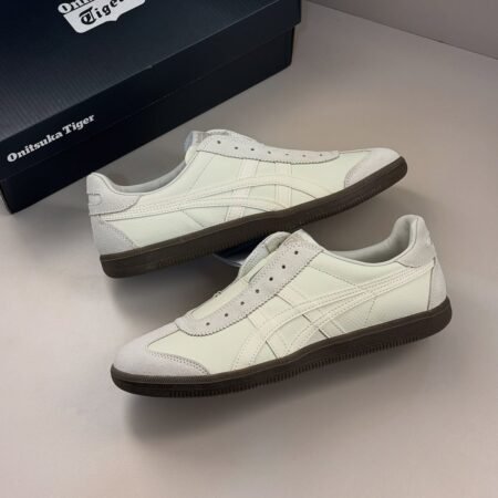 Onitsuka Tiger Tokuten Slip On Biege Brown