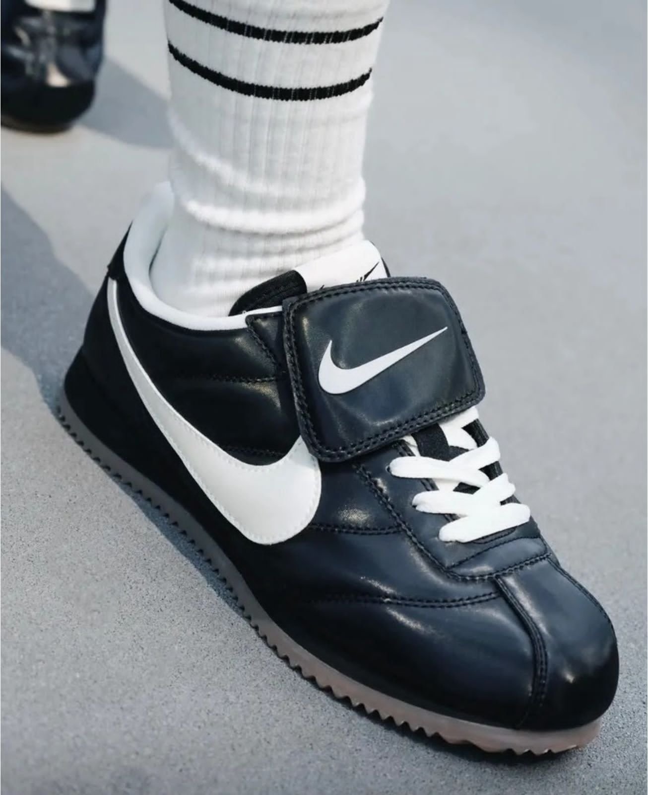 Nike cortez SE Tiempo Pack Black Gum - Image 4