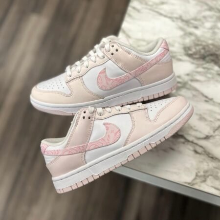 NIKE SB DUNK LOW ESSENTIAL PAISLEY PACK PINK (WOMEN’S) 💗