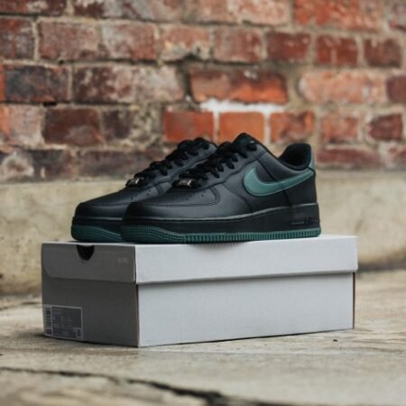 Nike AirForce 1 Low "Vintage Green"