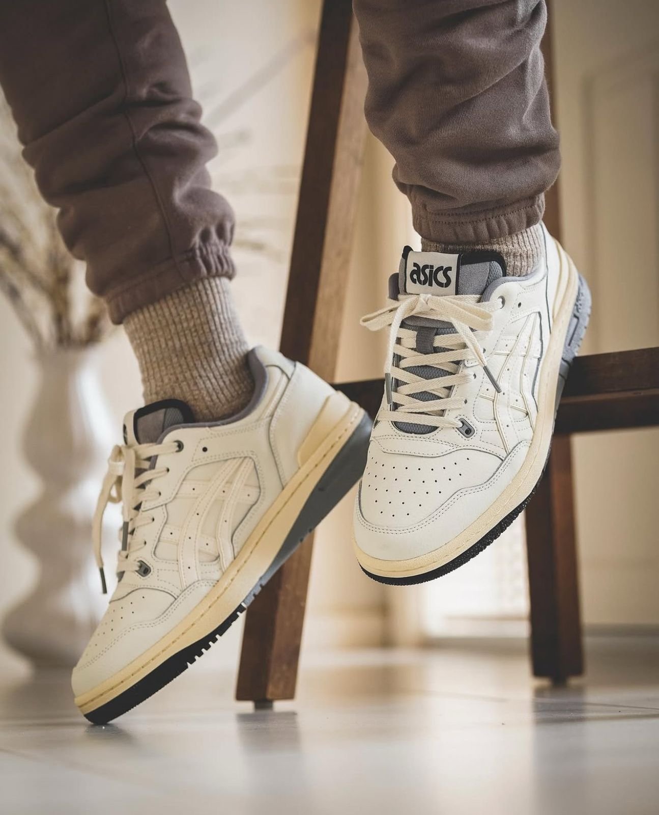 Asicss X Ballaholic EX89