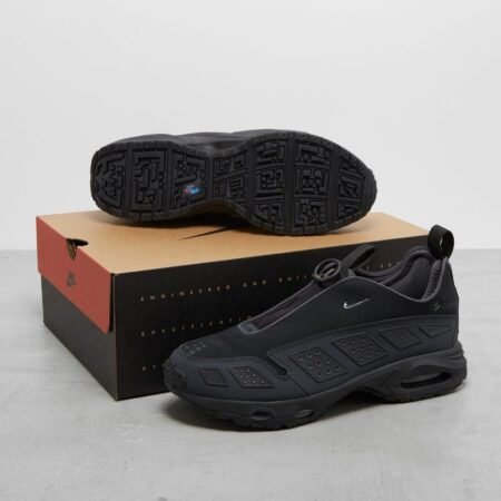 Nike AirMax SNDR GORE TEX Black and Dark Smoke Grey