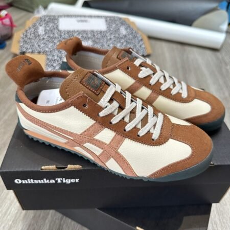 Onitsuka tiger  "CACAO BROWN"