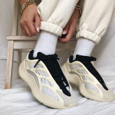 Adidas Yeezy 700 V3 Azael