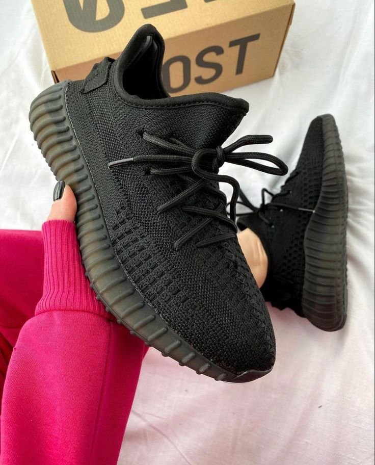 Adidas Yeezy Boost 350 V2 Onyx Black - Image 2