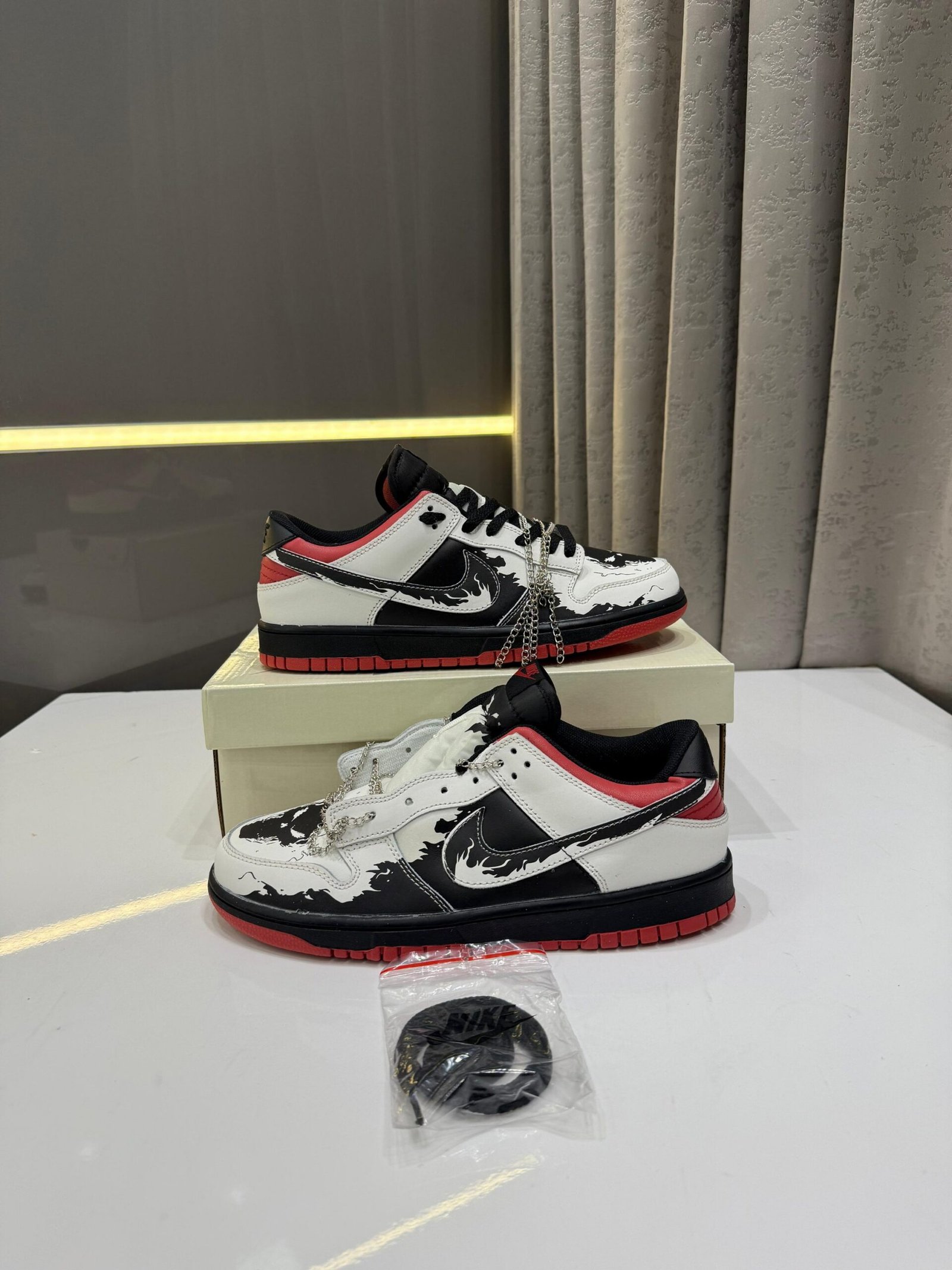 Nike SB Dunk Low Ghost Rider