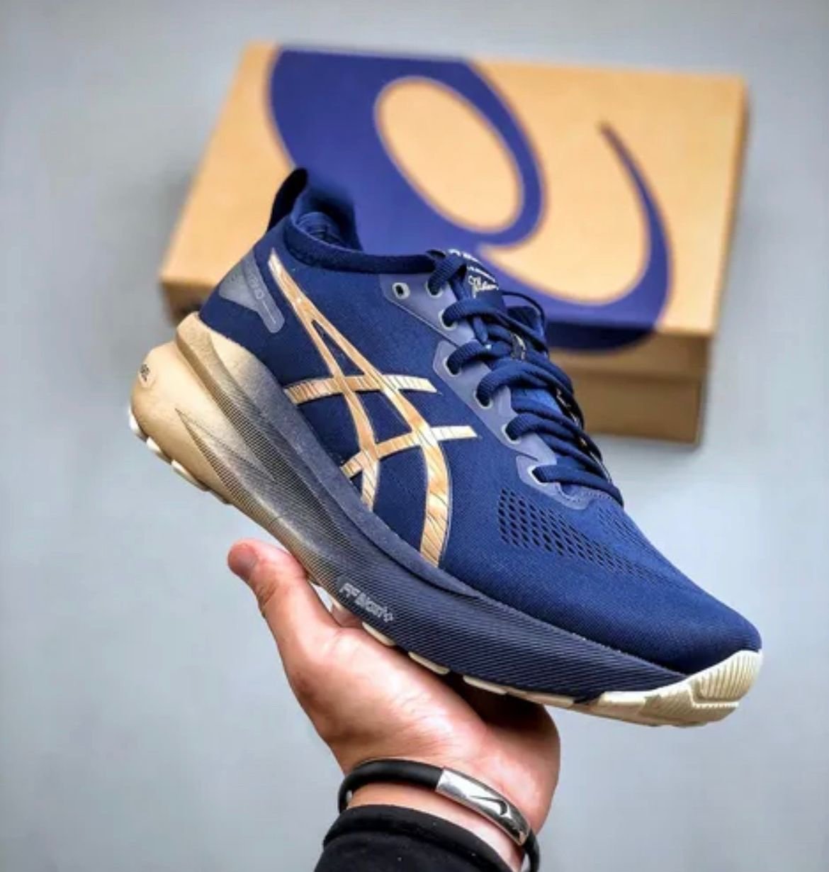 Asics Gel Kayano 31 Platinum Blue - Image 3