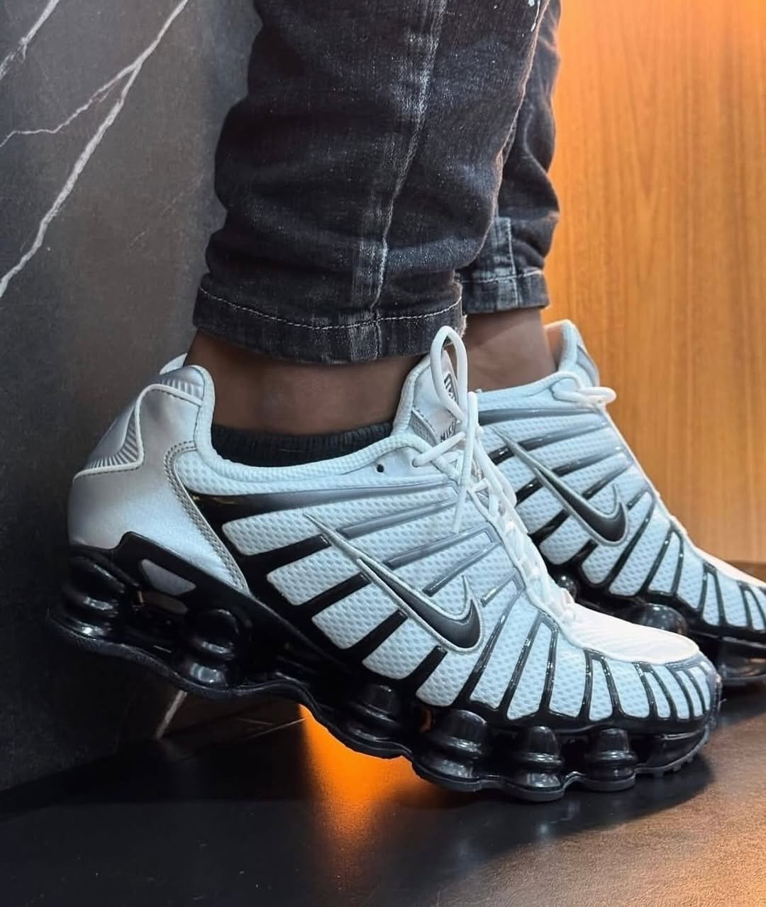 Nikee Shox TL Metallic Silver White Black - Image 3