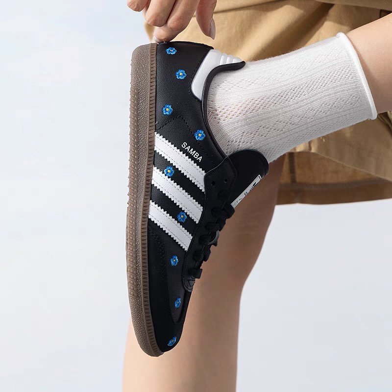 Adidas Originals Samba OG Sneakers Light Blue Floral Core Black womens - Image 8