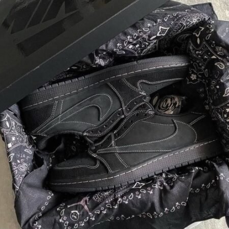 Nikee Air Jordan Retro 1 Low X "Travis Scott Phantom"
