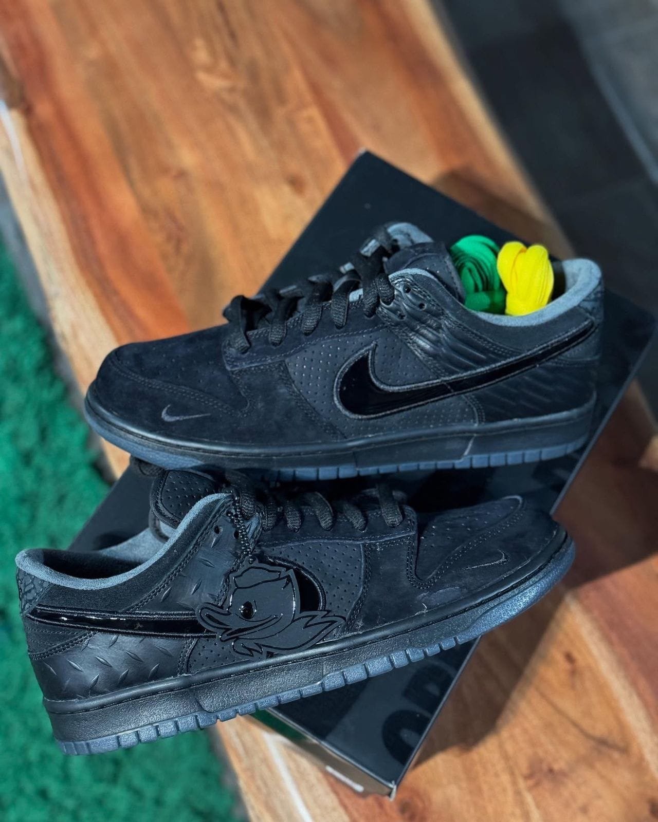Nike Sb Dunk Low "Duck Of The Feather Black University" - Image 9