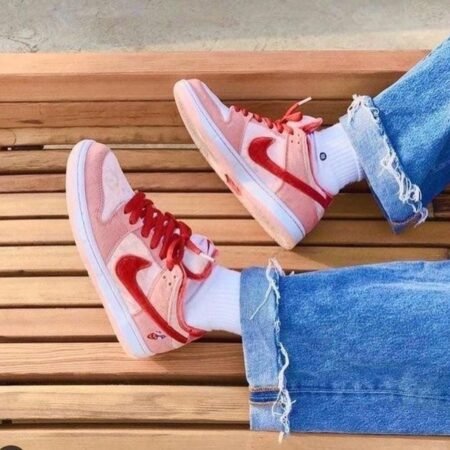 Nike Sb Dunk Low Pro us " Strange Love" Womens
