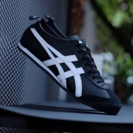 Onitsuka Tiger Black White