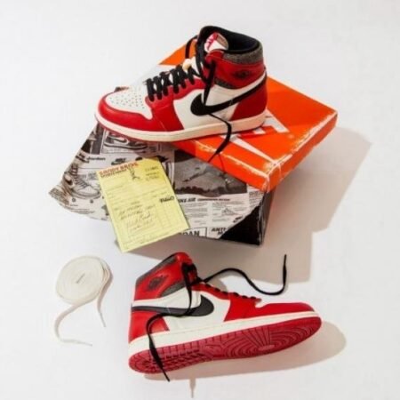 Nike Air Jordan Retro 1 High Lost & Found