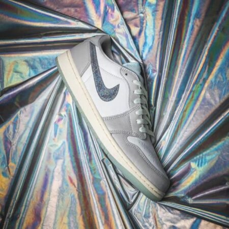 NIKE AIR JORDAN 1 LOW YEAR OF THE SNAKE2025