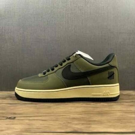 NIKEE AIRFORCE 1 UNDEFEATED BALLISTIC