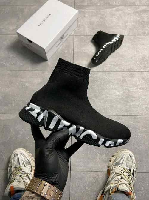 Balenciagaa Speed Runners Graffi black - Image 6