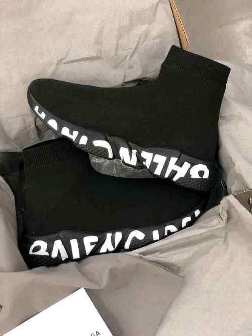 Balenciagaa Speed Runners Graffi black - Image 8