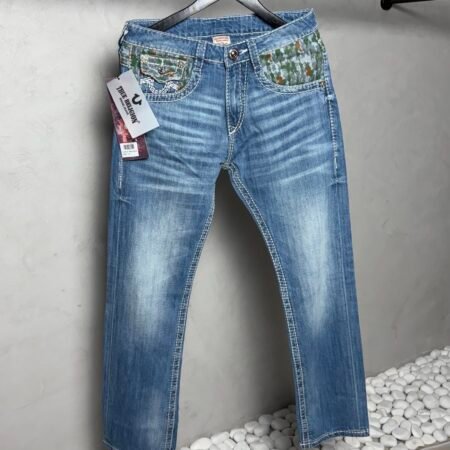 True Religio_n Straight Fit Jeans 1085