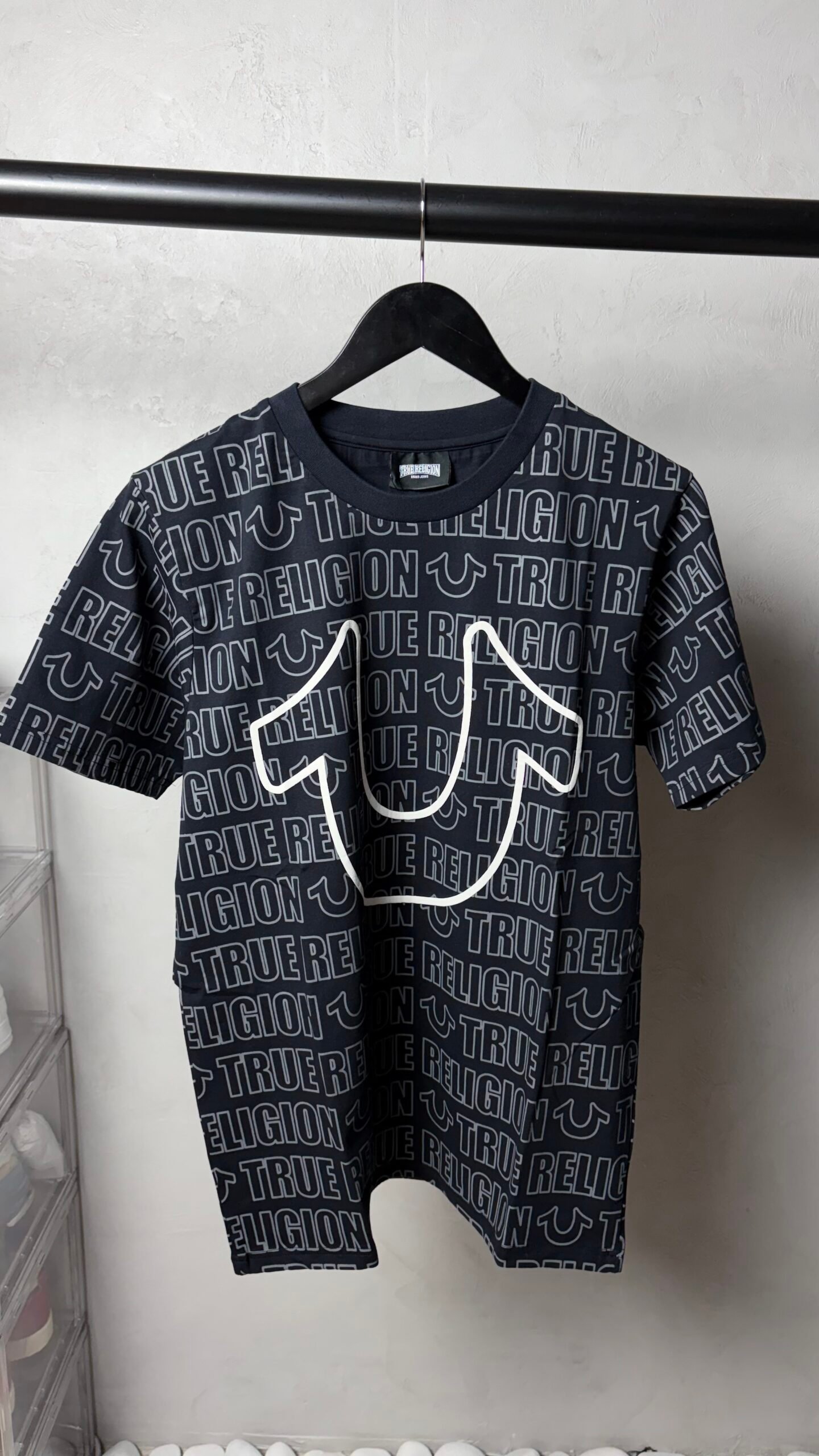 True Religion All-Over Logo Horseshoe T-Shirt Black 1117 - Image 5