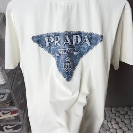 Prad_a Milano Logo T-Shirt 1180