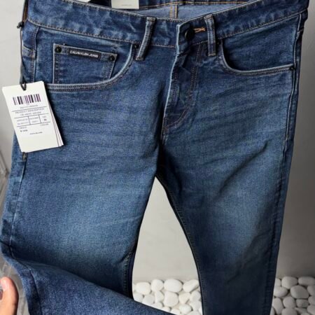 Calvin Klei_n Straight Fit Jeans 1203