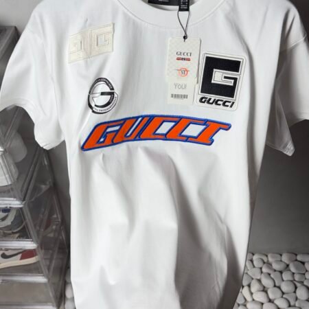 Gucc_i Premium Logo Patch T-Shirt 1299