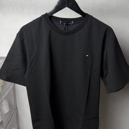 Tomm_y Hilfiger Premium Round Neck T-Shirt with OG Box Packaging 1572