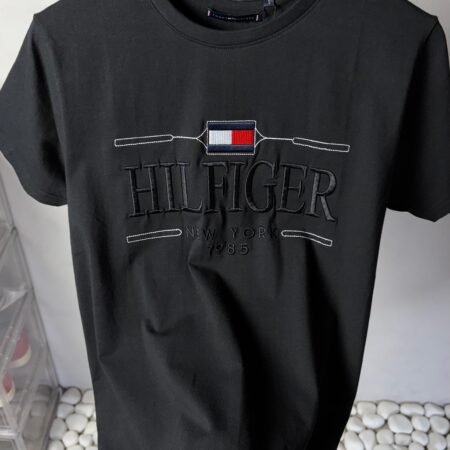 Tomm_y Hilfige_r Premium Round Neck T-Shirt 1567