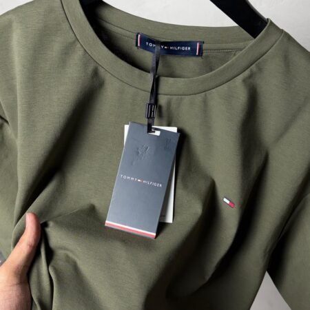 Tomm_y Hilfige_r Premium Round Neck T-Shirt with OG Box Packaging 1573