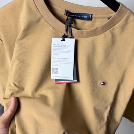 Tomm_y Hilfige_r Premium Round Neck T-Shirt with OG Box Packaging 1574