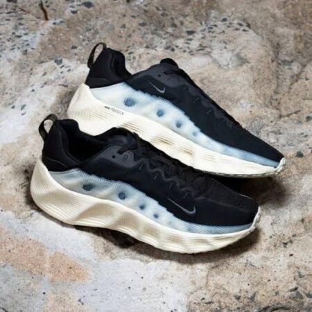 React X Ava Rover Black Muslin For men