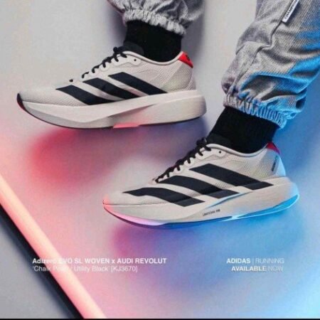 ADIZERO EVO SL WOVEN AUDI REVOLUT F1 TEAM 671