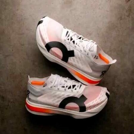 ON RUNNING CLOUD BOOM WHITE with cloud extra insole