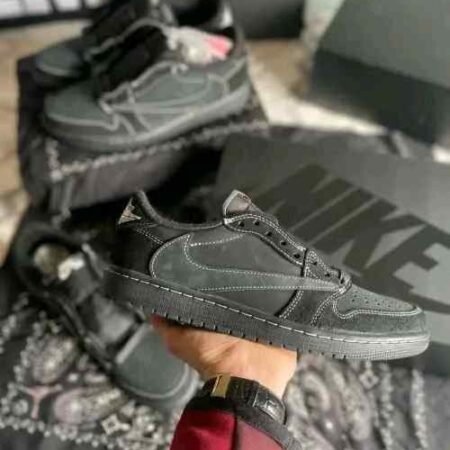 Nikkee A_ir jordan 1 low Travis scott phantom Semi UA