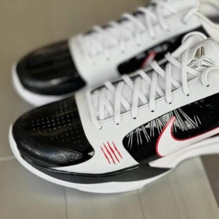 NIKKE KOBE 5 PROTRO BRUCE LEE